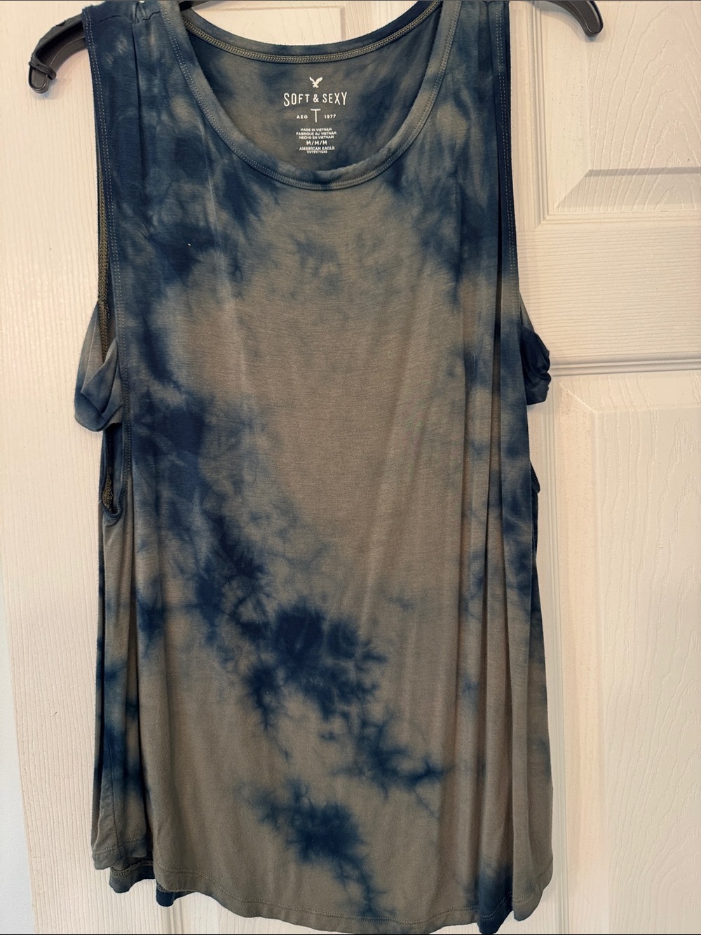 American Eagle Outfitters Blue & Gray Tie-Dye Tank Top